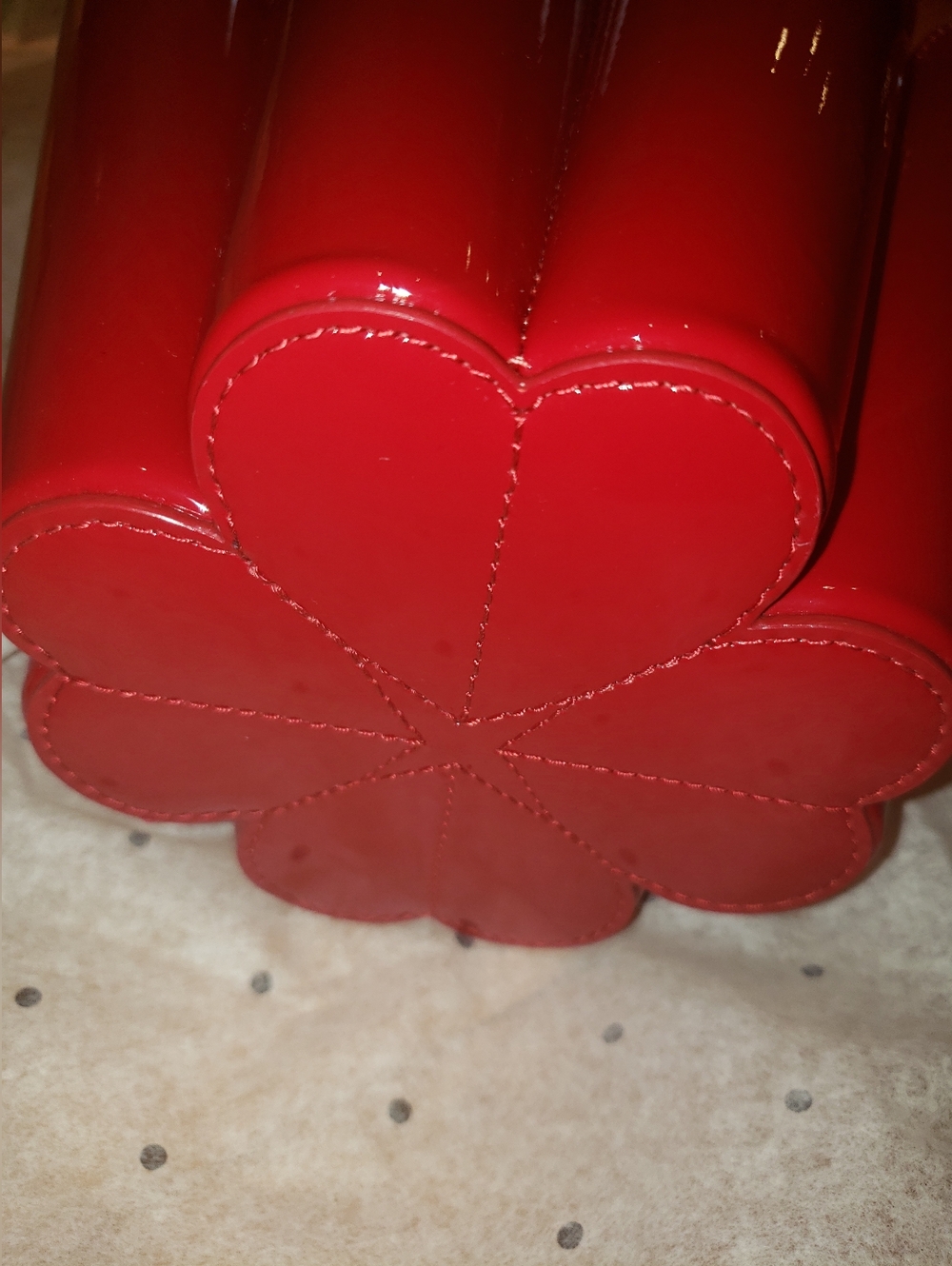 Nwt. Cherry Red Genuine Patent Leather Novelty Flower Vase Handbag